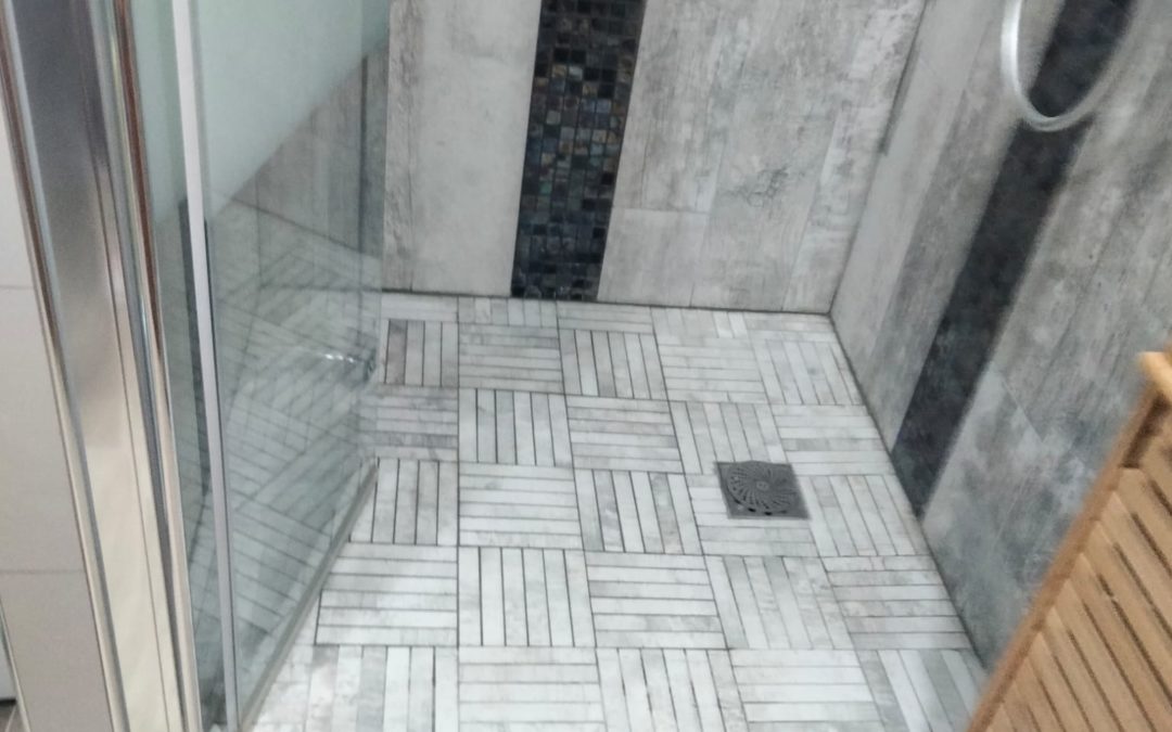 RENOVATION BAC A DOUCHE ET CABINE